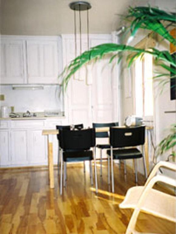 Absolute 1000 Islands Monthly Suites Ґананокве Номер фото